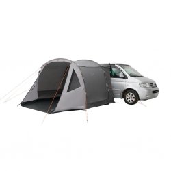 Easy Camp Eidfjord is een vrijstaande autotent die geschikt is voor minibusjes, busjes en campers.